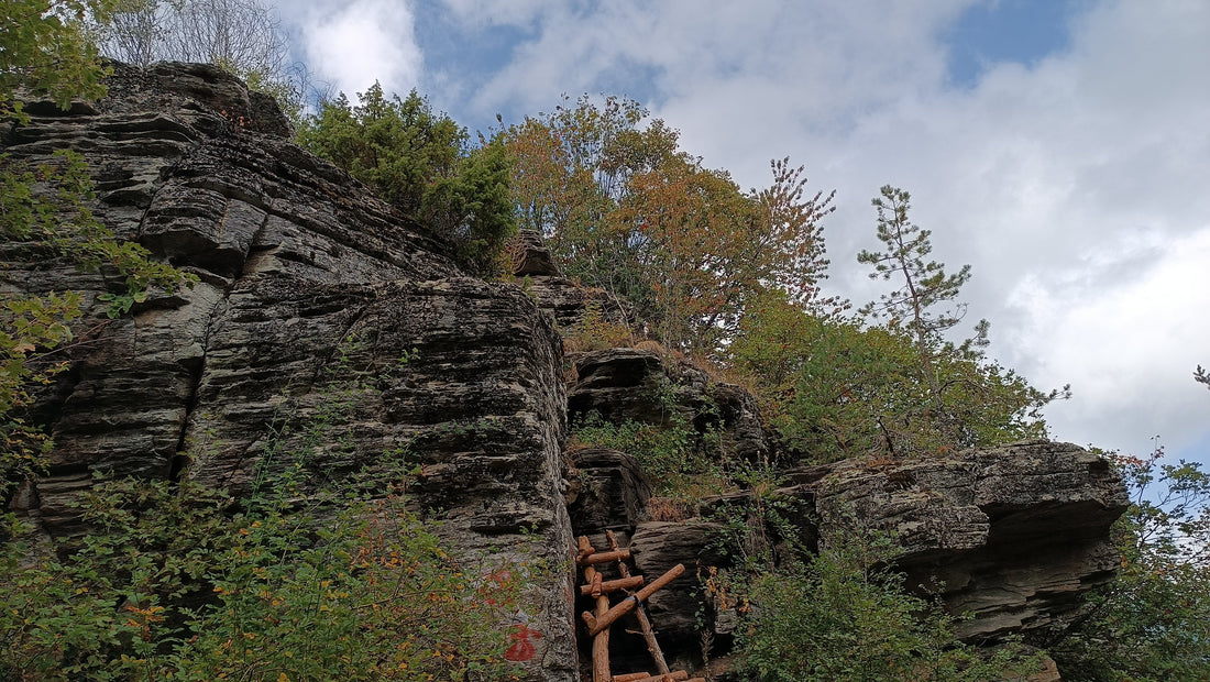 Ancient Thracian sanctuary of Shtudgrad near Sitovo village, exploring nature and history inspiration for contemporary abstract art by artist Diana Dimova - TRAXI.